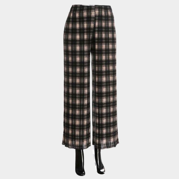 Pants - Black Plaid Pleated Culotte Pants Pants - Black Plaid Pleated Culotte Pants
